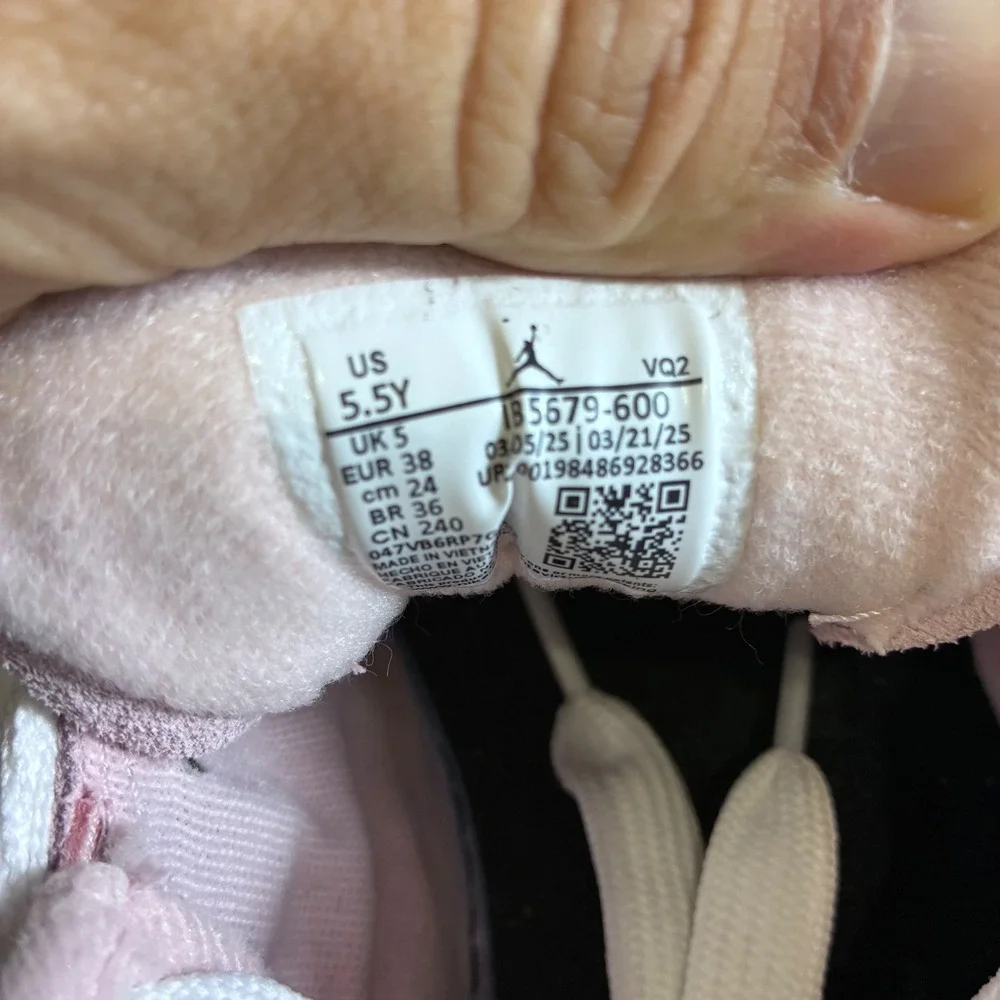 Jordan Stadium 90 GS Pink Suede Black Gum Kids Sneakers FB5679-600 Size 5.5Y